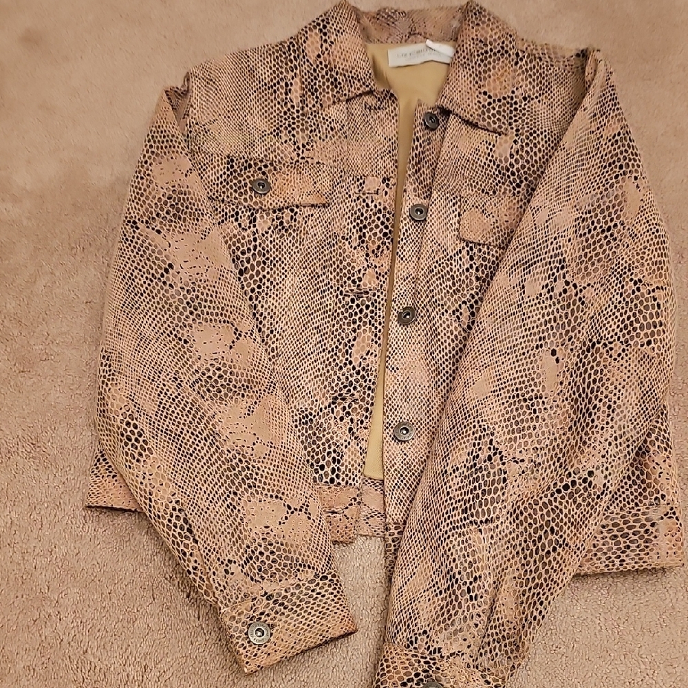 Liz Claiborne Tan Snake Print Jean Jacket - Picture 14 of 14